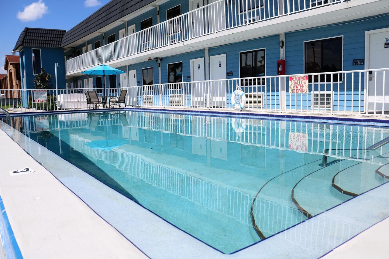 Monte Carlo Inn- Near Disney Kissimmee Exterior photo